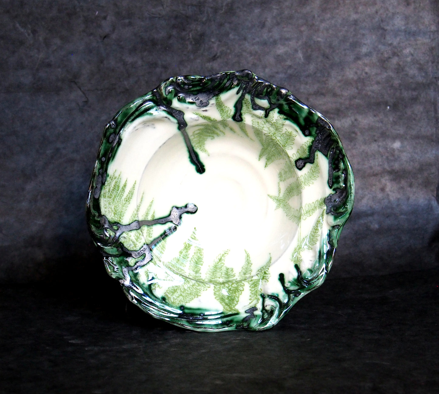 Blue leaf mug
