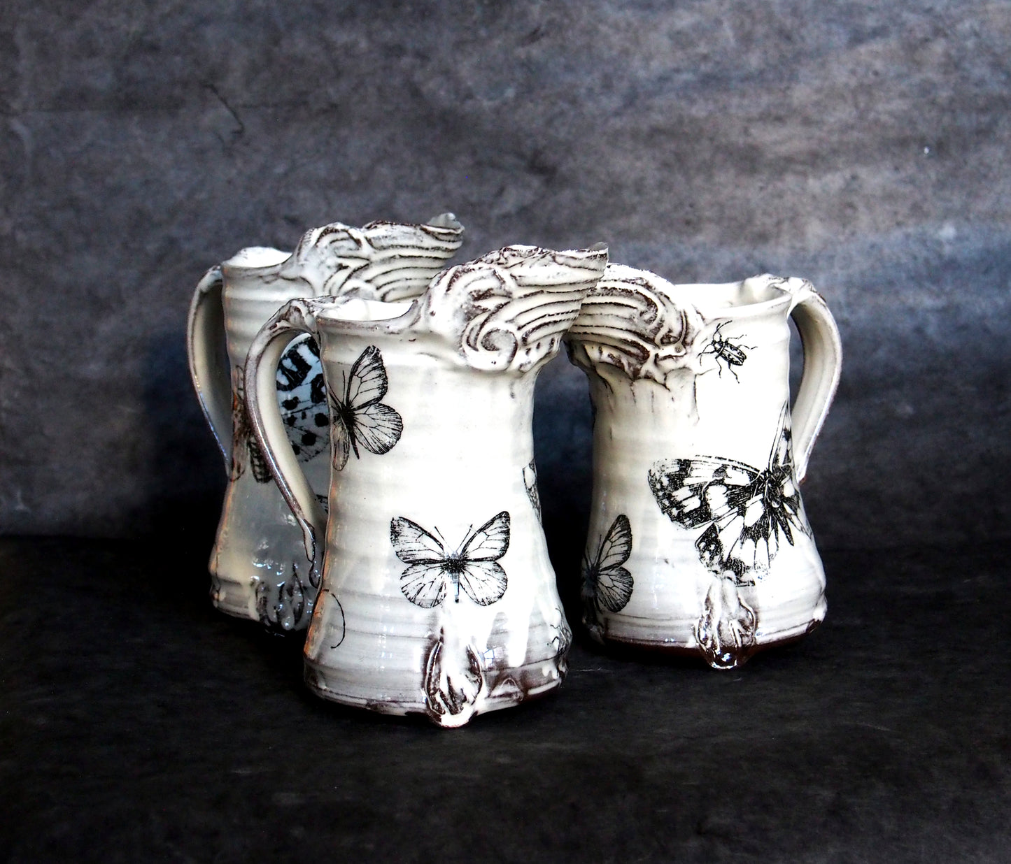 Blue leaf mug